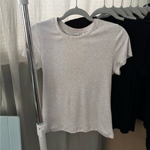 Aritzia ribeed tee - heather cloud white
